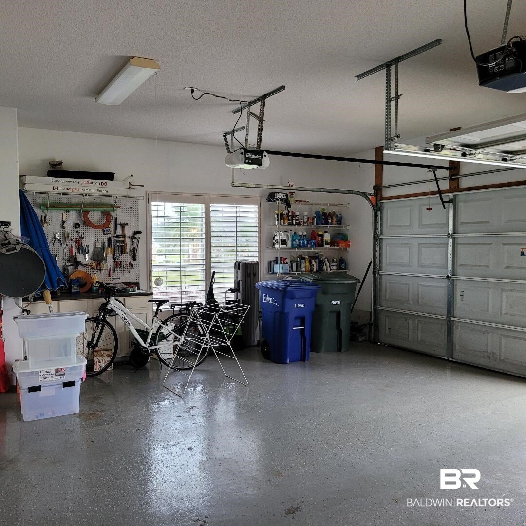 9185 Lakeview Drive Foley, AL 36535 - Photo 25 of 49 LARGE GARAGE