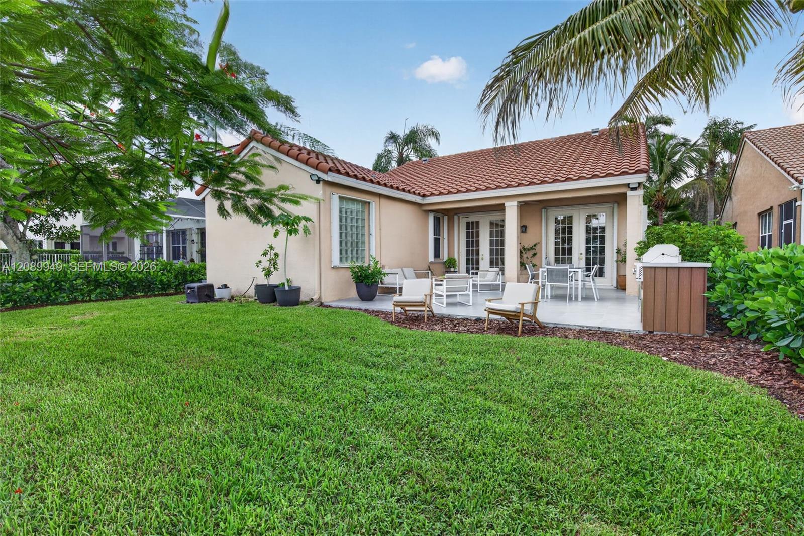 820 Falling Water Road Weston, FL 33326 - Photo 43 of 56 Gallery Image 43