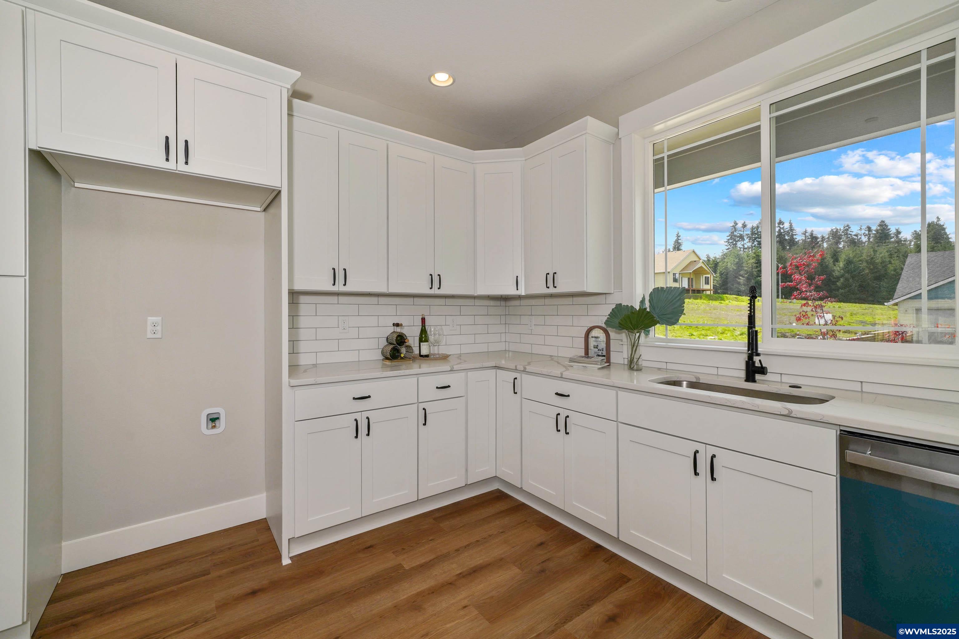 761 Riley Drive Northeast Silverton, OR 97381 - Photo 24 of 49 Gallery Image 24
