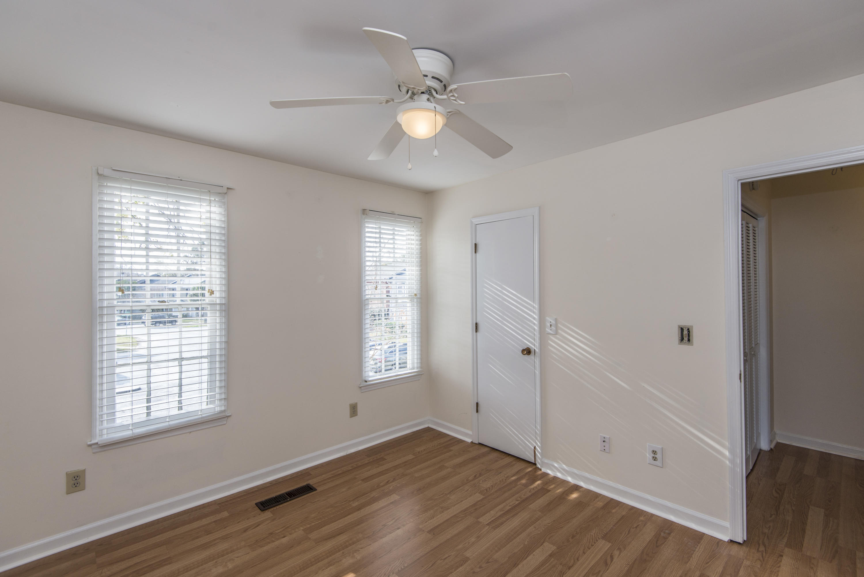 731 Ralston Court, Unit B Mount Pleasant, SC 29464 - Photo 19 of 24 Second Bedroom