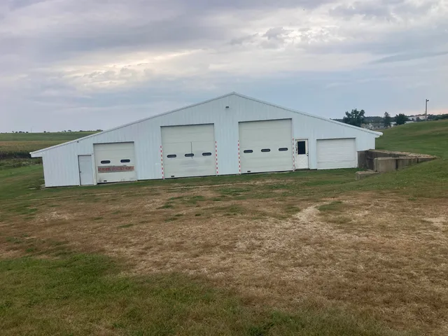 $825,000 | 6522 County Road U, Shullsburg, WI 53586