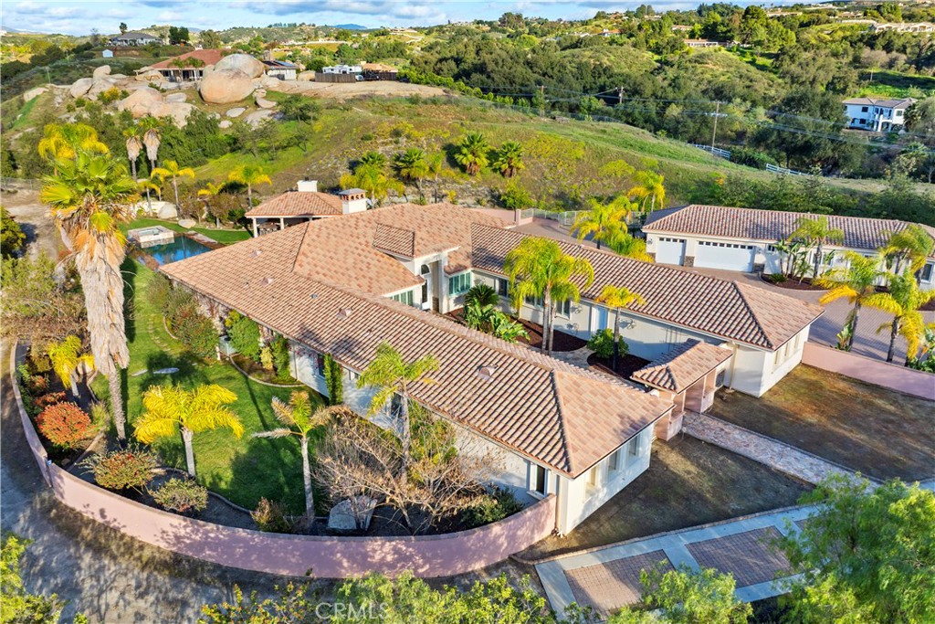 39780 Cushman Circle Temecula, CA 92592 - Photo 5 of 75