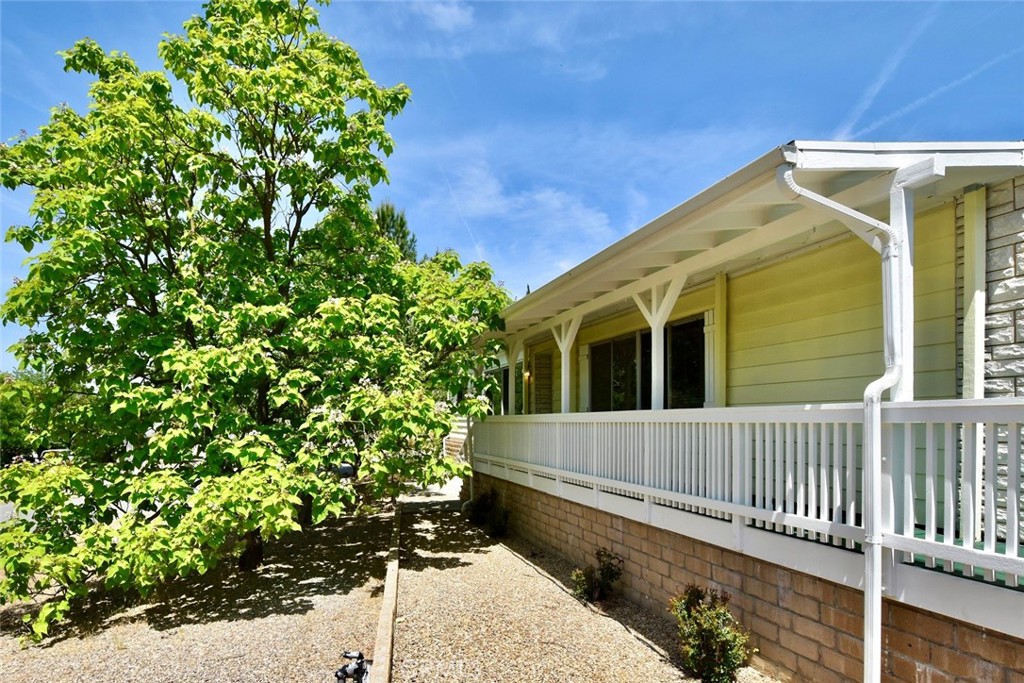 2964 Water View Drive Paso Robles, CA 93446 - Photo 28 of 35 Deck at front