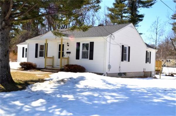45 Stoneleigh Road Holden, MA 01520 - Photo 1 of 30 Gallery Image 1