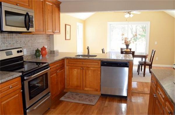 45 Stoneleigh Road Holden, MA 01520 - Photo 2 of 30 Gallery Image 2