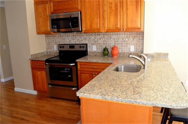 45 Stoneleigh Road Holden, MA 01520 - Photo 7 of 30 Gallery Image 7