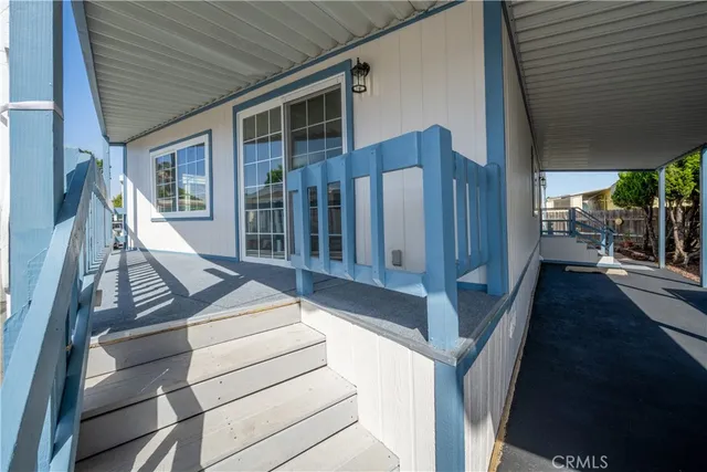 $275,000 | 306 North Jade Cove Drive, Unit 65, Long Beach, CA 90803