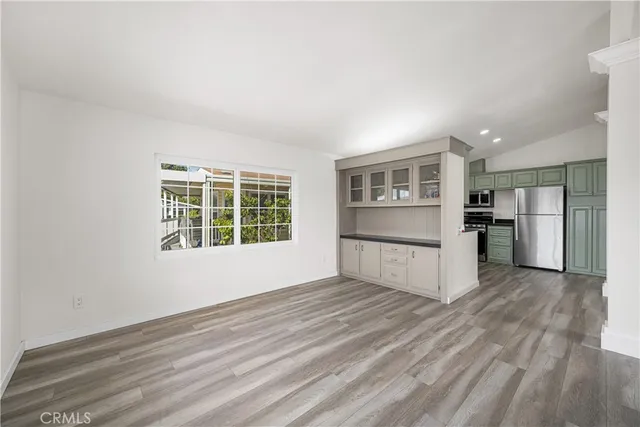 $275,000 | 306 North Jade Cove Drive, Unit 65, Long Beach, CA 90803