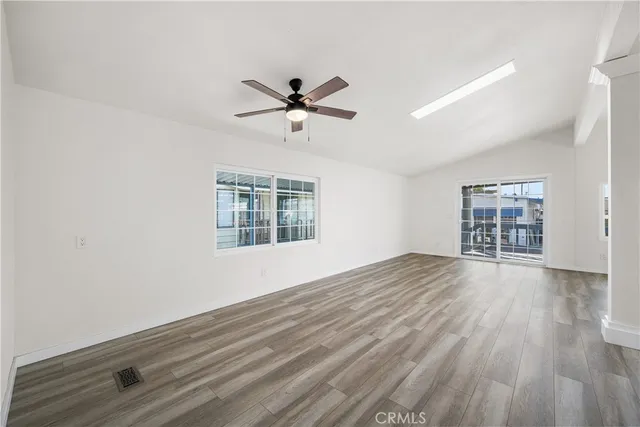 $275,000 | 306 North Jade Cove Drive, Unit 65, Long Beach, CA 90803