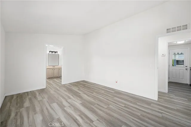 $275,000 | 306 North Jade Cove Drive, Unit 65, Long Beach, CA 90803