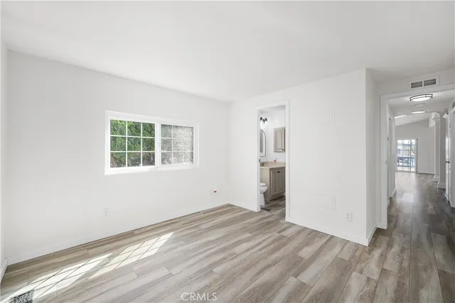 $275,000 | 306 North Jade Cove Drive, Unit 65, Long Beach, CA 90803