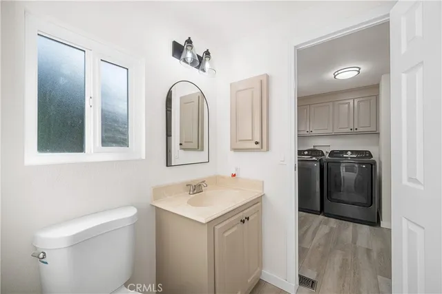 $275,000 | 306 North Jade Cove Drive, Unit 65, Long Beach, CA 90803