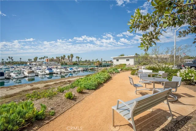 $275,000 | 306 North Jade Cove Drive, Unit 65, Long Beach, CA 90803