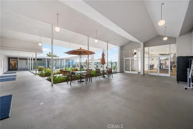 $275,000 | 306 North Jade Cove Drive, Unit 65, Long Beach, CA 90803