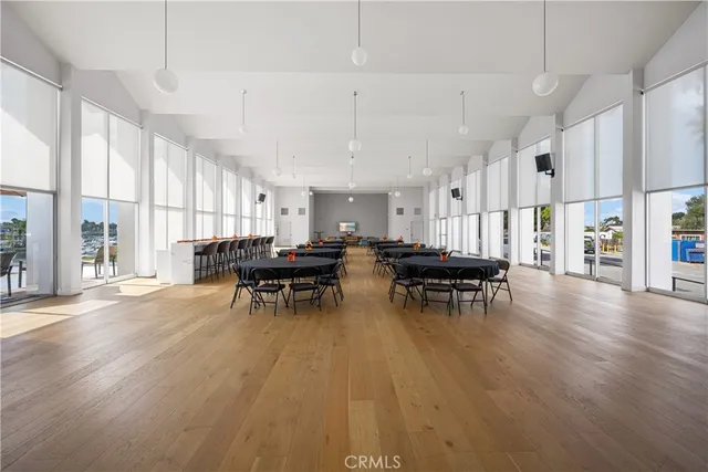 $275,000 | 306 North Jade Cove Drive, Unit 65, Long Beach, CA 90803