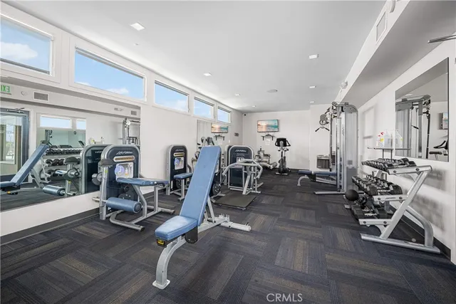 $275,000 | 306 North Jade Cove Drive, Unit 65, Long Beach, CA 90803