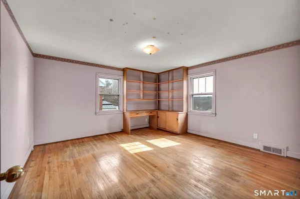 $345,000 | 46 Meriden Avenue, Meriden, CT 06451
