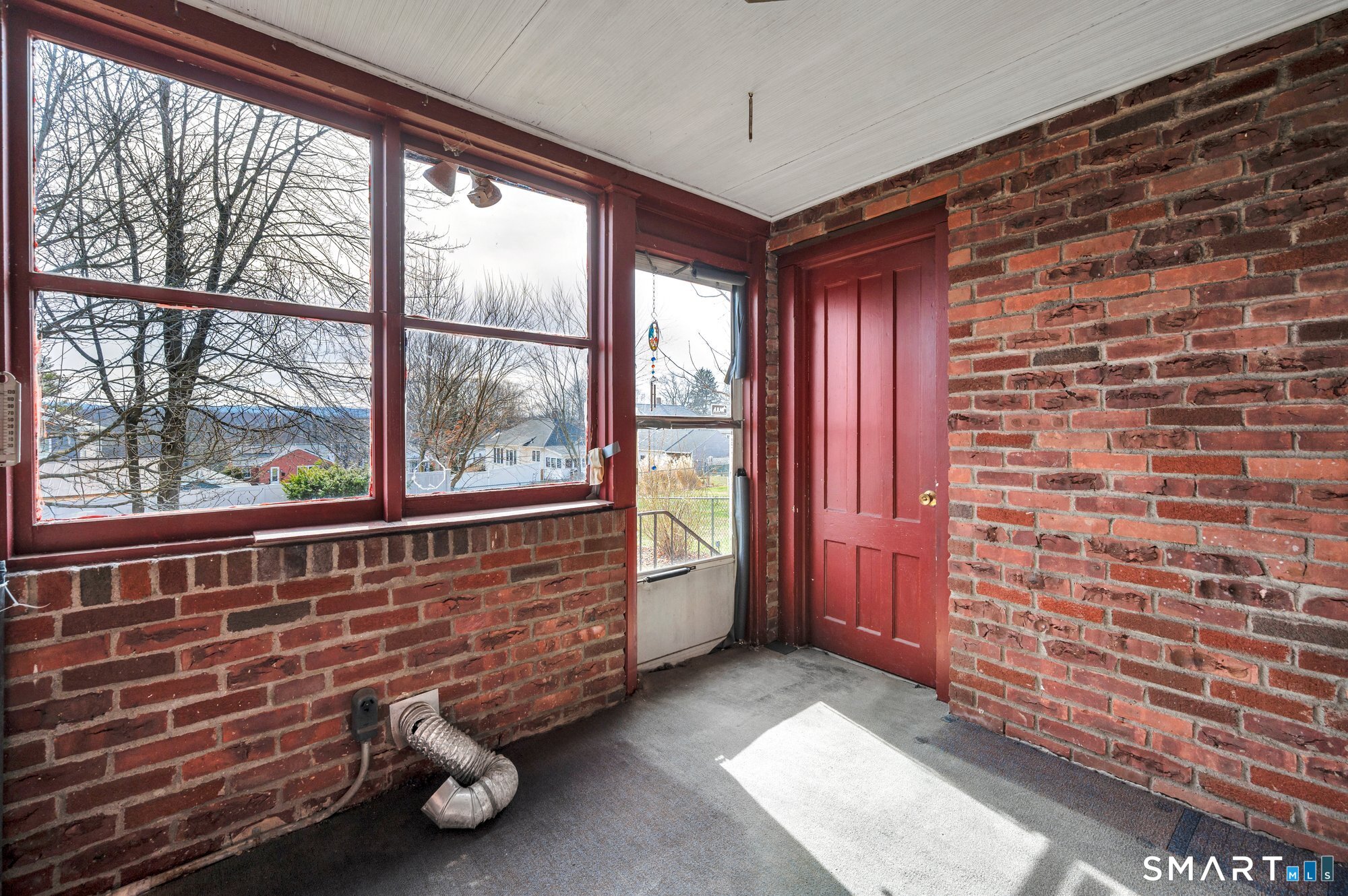 46 Meriden Avenue Meriden, CT 06451 - Photo 18 of 29