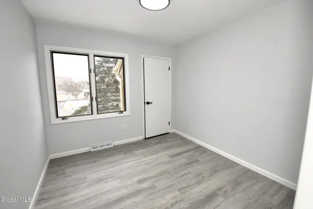 $344,900 | 38 Commonwealth Drive, Bethlehem, NY 12077