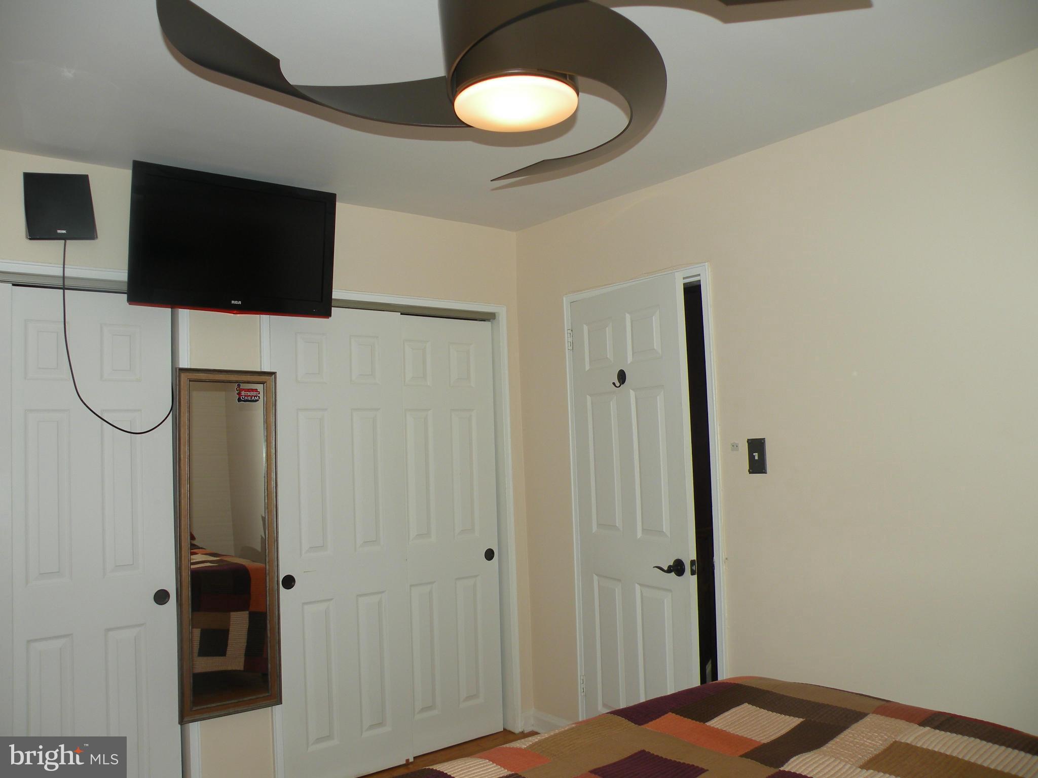 738 Ridge Road Southeast Washington, DC 20019 - Photo 19 of 30 Bedroom