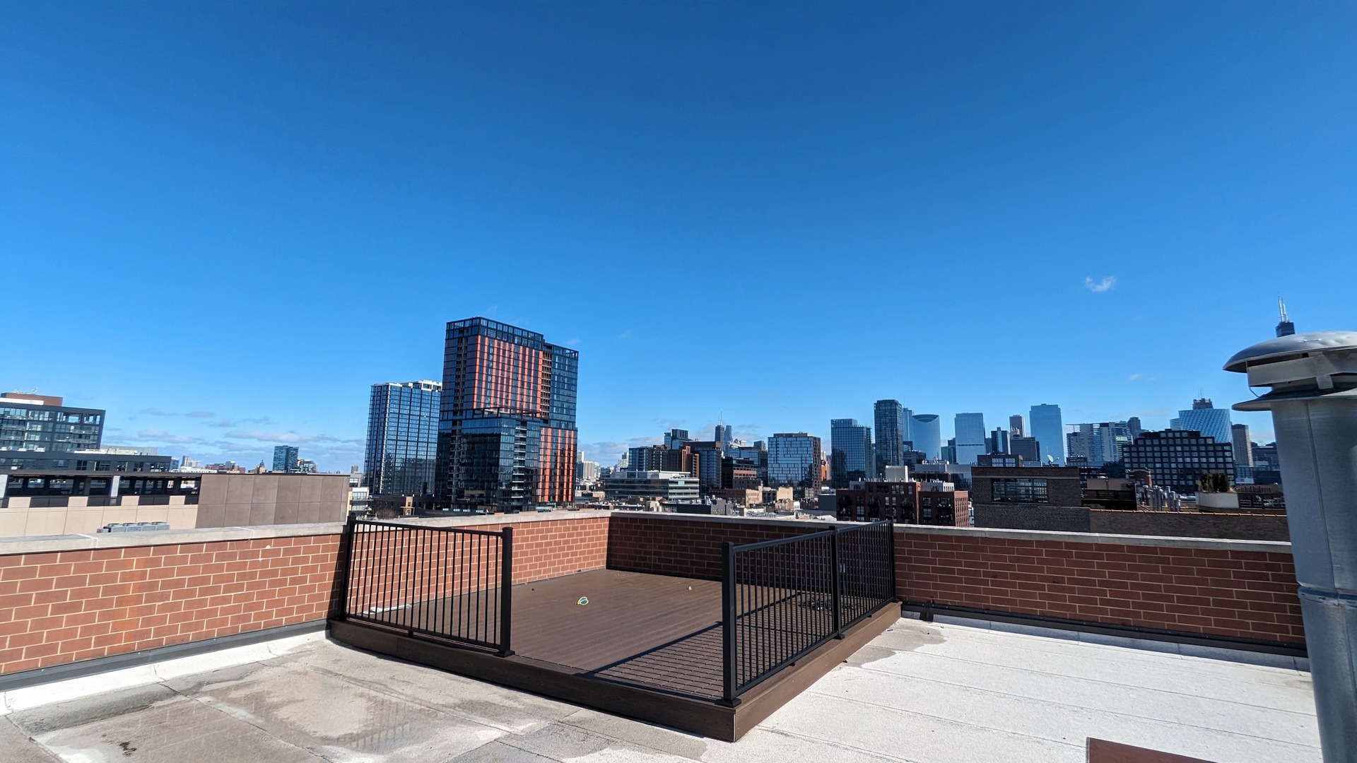 1355 West Washington Boulevard, Unit 6B Chicago, IL 60607 - Photo 26 of 28 a view of a terrace with city view