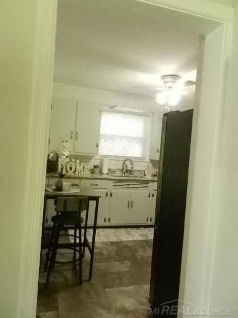 8673 Superior Street Center Line, MI 48015 - Photo 14 of 66 50124776-13.JPG