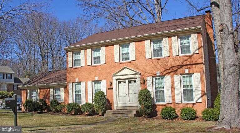 9911 Natick Road Burke, VA 22015 - Photo 1 of 26 Exterior (Main)