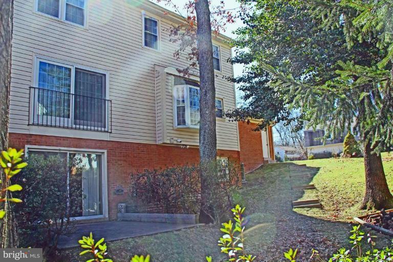 9911 Natick Road Burke, VA 22015 - Photo 11 of 26 Exterior #2