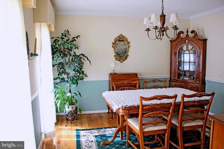 9911 Natick Road Burke, VA 22015 - Photo 16 of 26 Dining Room