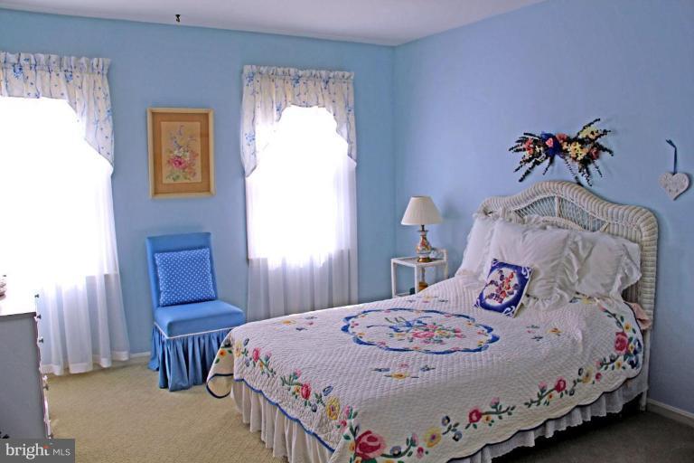 9911 Natick Road Burke, VA 22015 - Photo 21 of 26 Bedroom #2