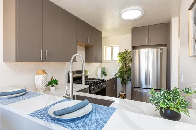 $748,888 | 116 Jerrold Avenue, San Francisco, CA 94124