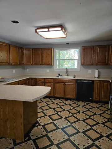 $625,000 | 342 Weare Road, New Boston, NH 03070