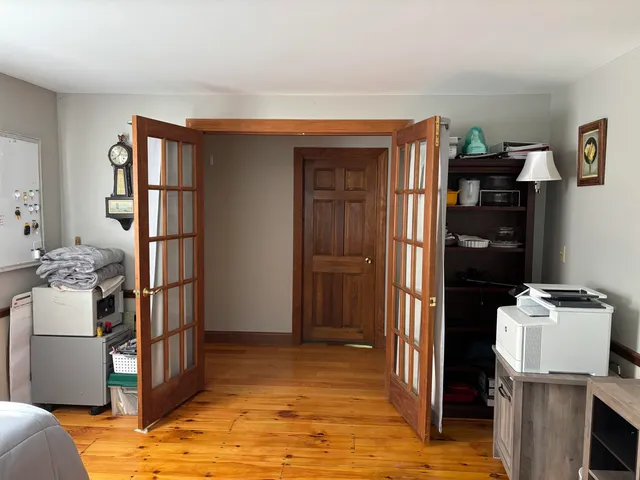 $625,000 | 342 Weare Road, New Boston, NH 03070