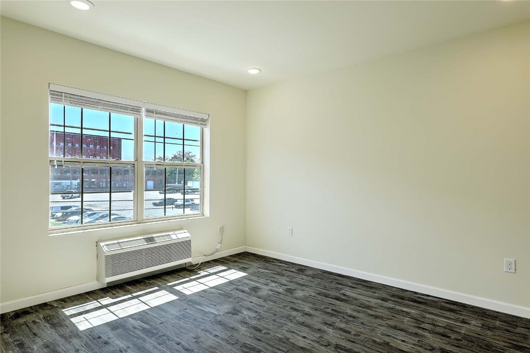 327 Pine Street, Unit 1029 Pawtucket, RI 02860 - Photo 38 of 41