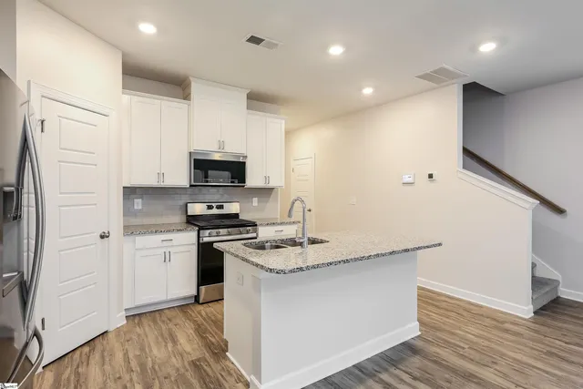 $234,900 | 129 Telford Drive, Greenville, SC 29617