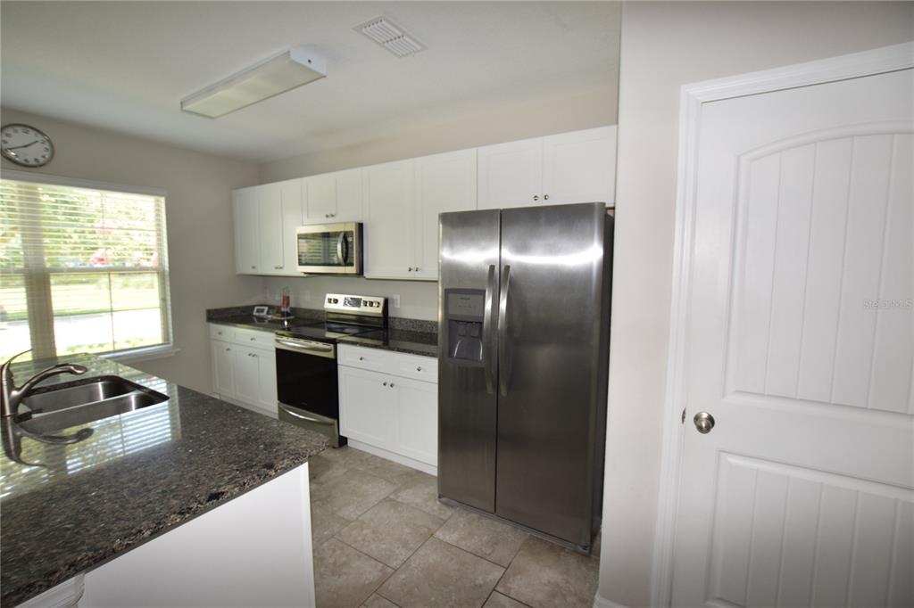 16097 Pebble Bluff Loop Winter Garden, FL 34787 - Photo 14 of 32