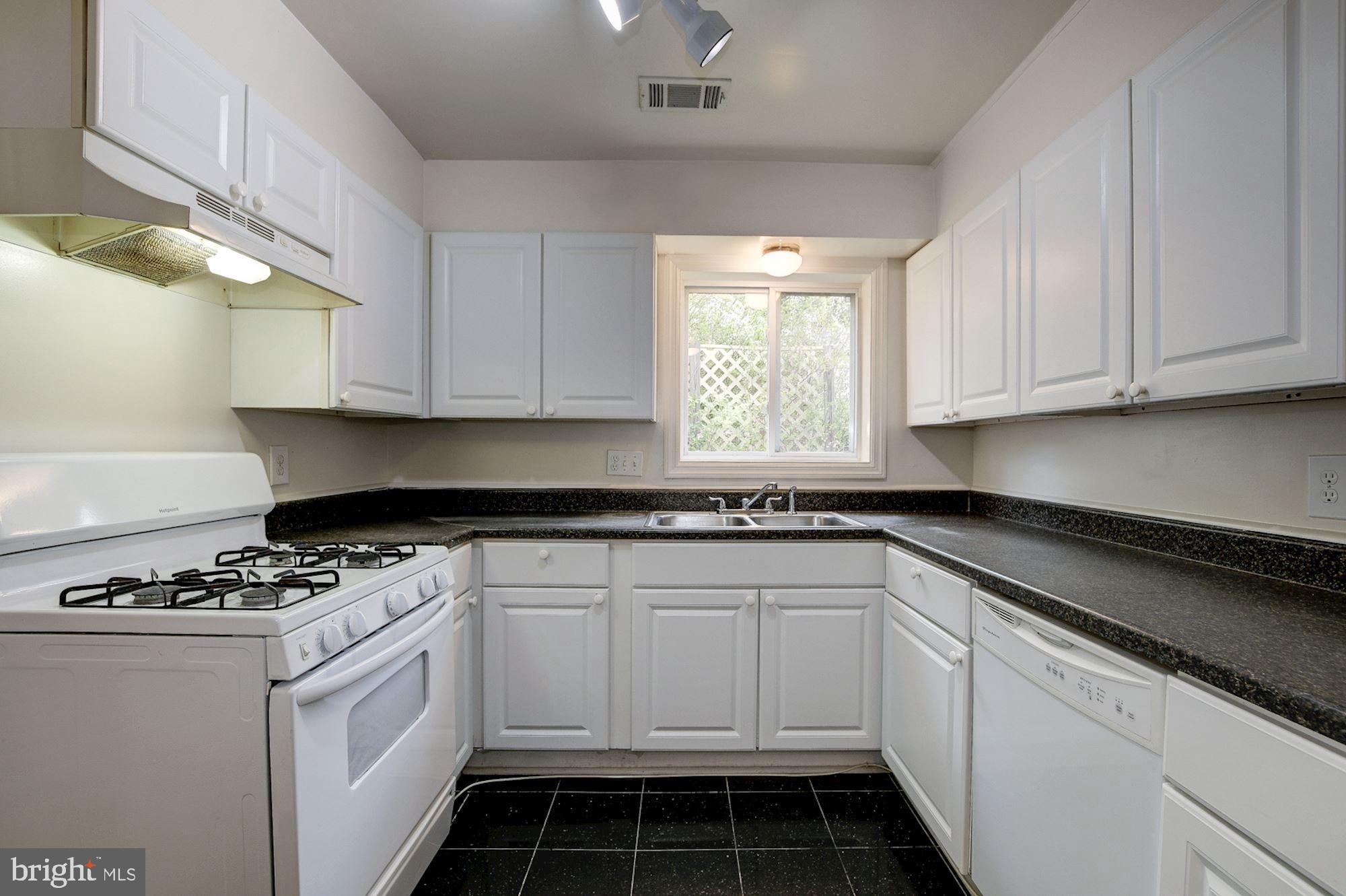 12711 Gould Road Silver Spring, MD 20906 - Photo 7 of 22 kitchen