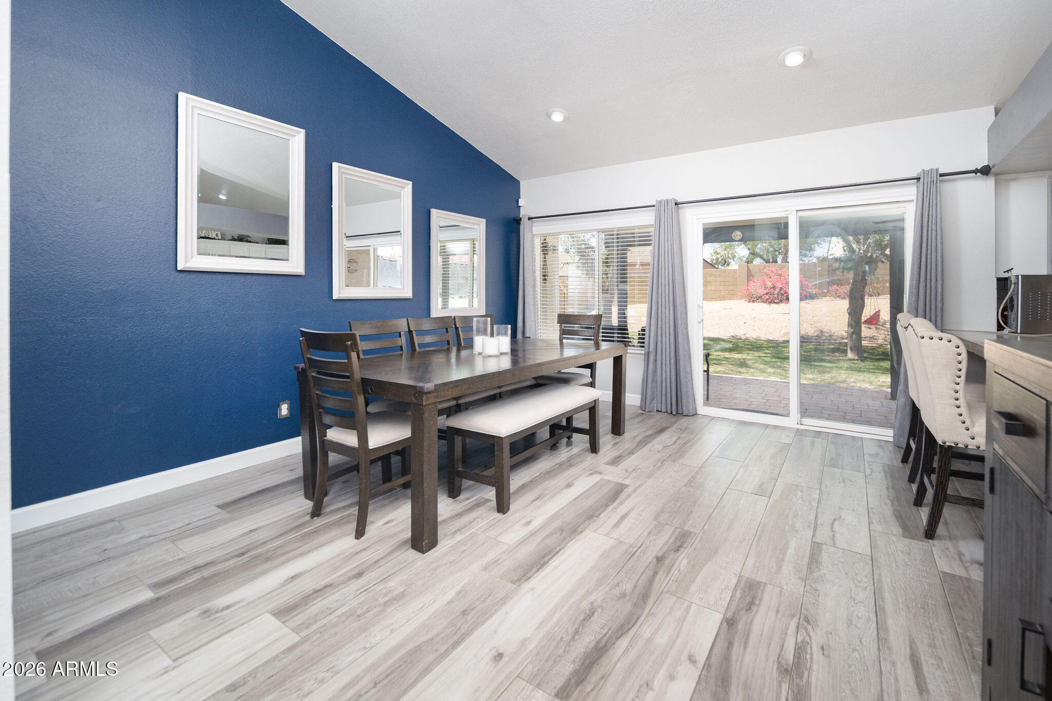 1256 East Utopia Road Phoenix, AZ 85024 - Photo 4 of 19