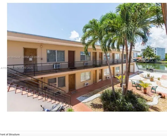 a picture of a table and chairs in patio