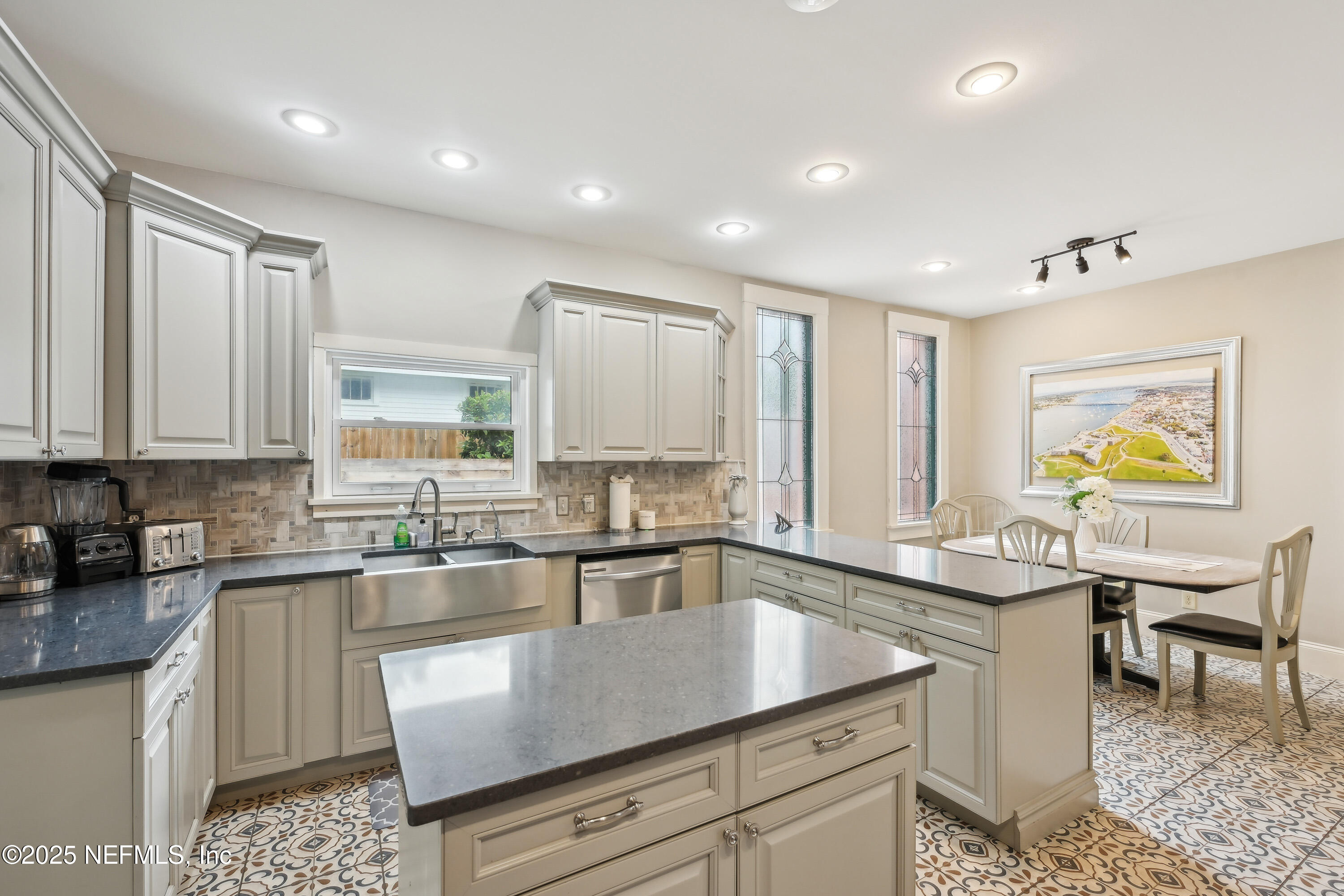 16 May Street St. Augustine, FL 32084 - Photo 30 of 109 27-print-May St-0905-027