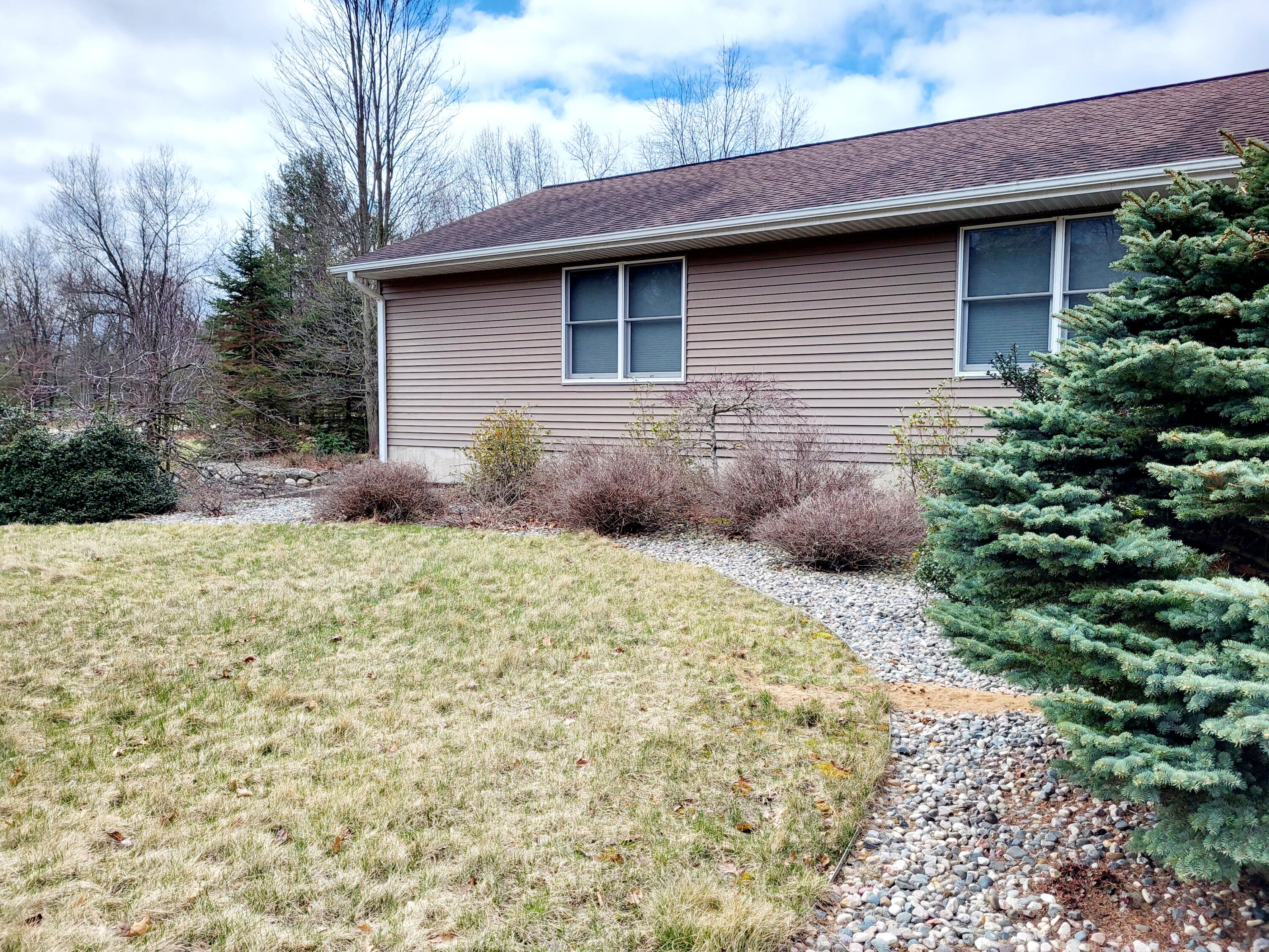 5415 West McMillan Road Muskegon, MI 49445 - Photo 33 of 43 20220419_121334 (1)