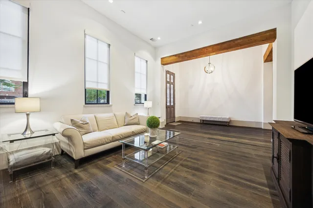 $6,900 | 5353 Lampasas Street, Houston, TX 77056