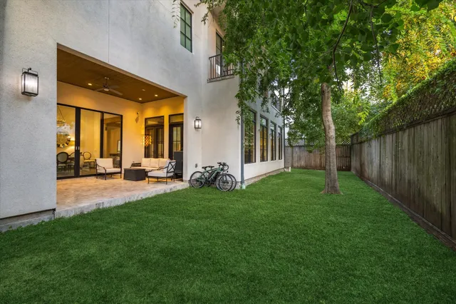 $6,900 | 5353 Lampasas Street, Houston, TX 77056