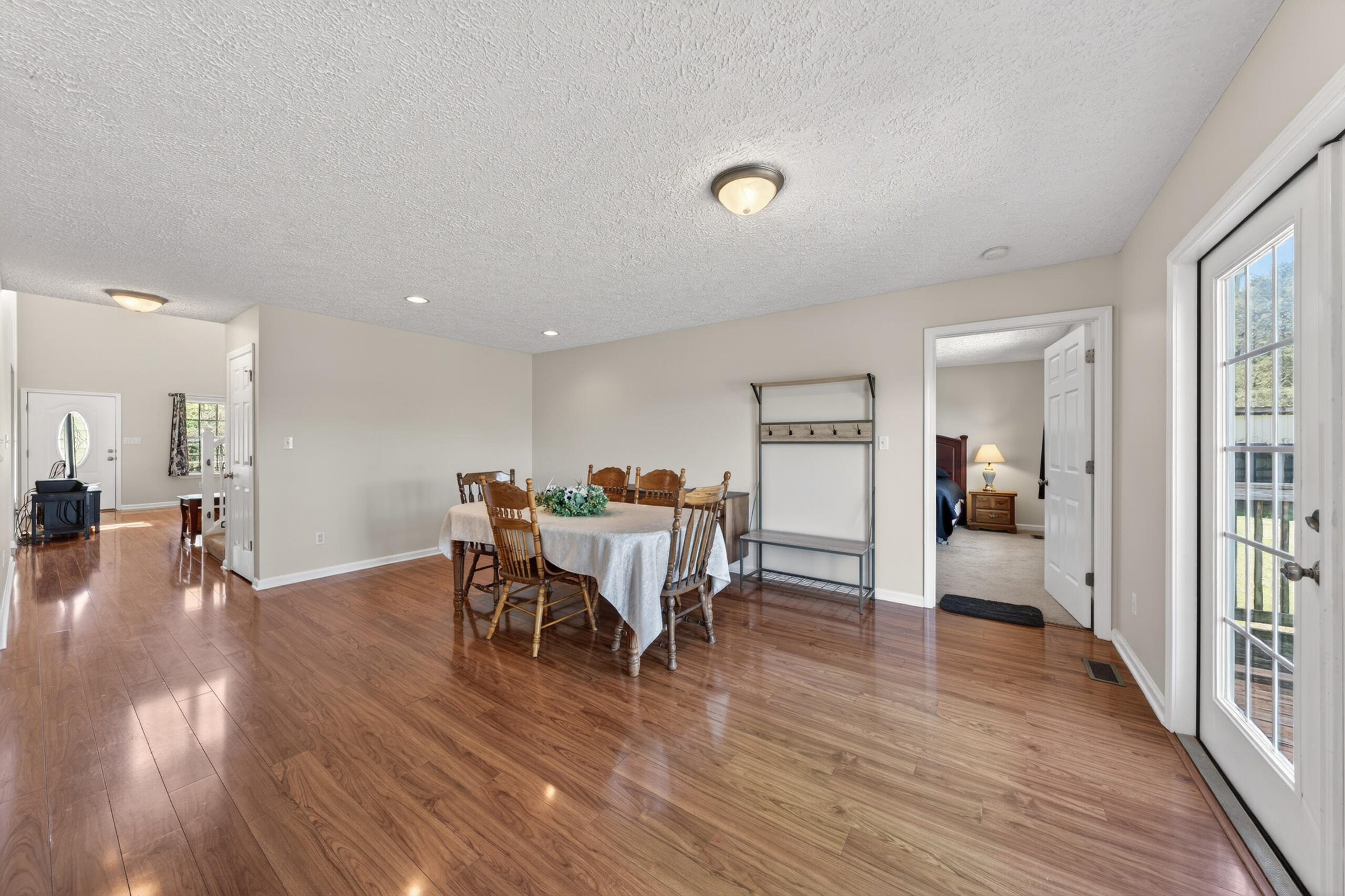 1633 Pilot Mountain Road Moneta, VA 24121 - Photo 7 of 103 Dining Room