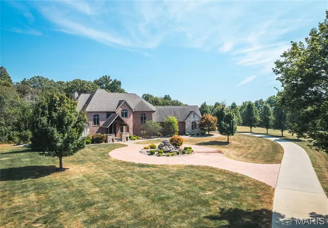 $1,600,000 | 15964 Lageman Lane, Brighton, IL 62012