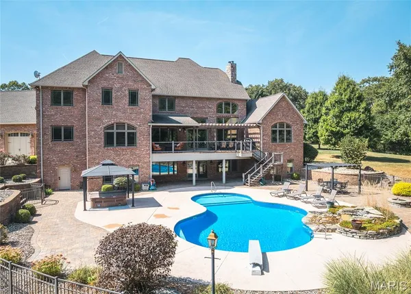 $1,499,950 | 15964 Lageman Lane, Brighton, IL 62012