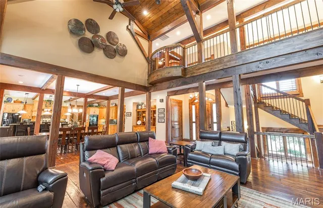 $1,600,000 | 15964 Lageman Lane, Brighton, IL 62012