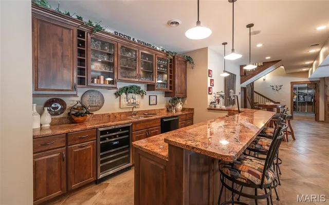 $1,600,000 | 15964 Lageman Lane, Brighton, IL 62012