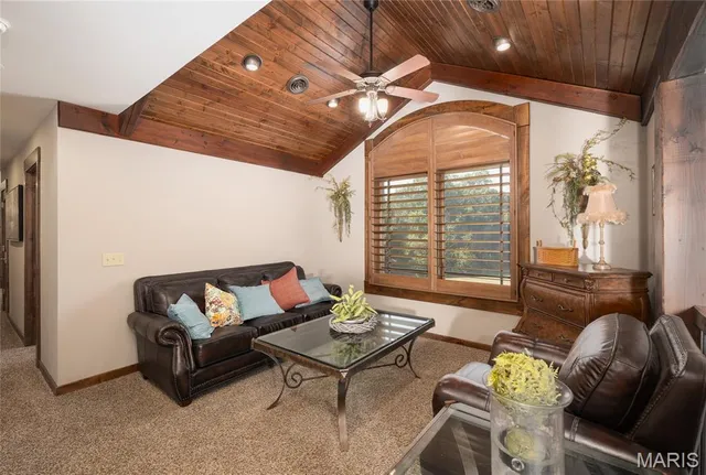 $1,600,000 | 15964 Lageman Lane, Brighton, IL 62012