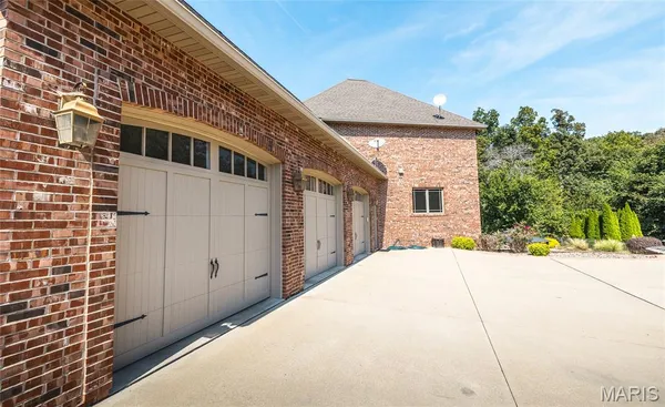 $1,499,950 | 15964 Lageman Lane, Brighton, IL 62012
